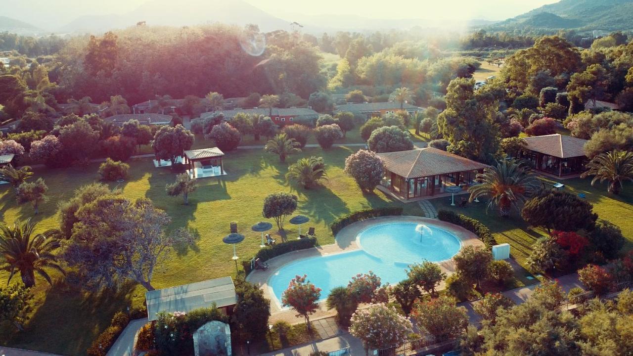 Garden 4*